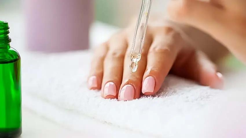 Nail careمراقبت از ناخن