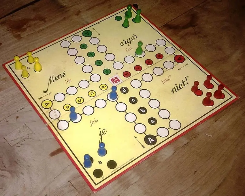 منچMensch ärgere Dich nicht