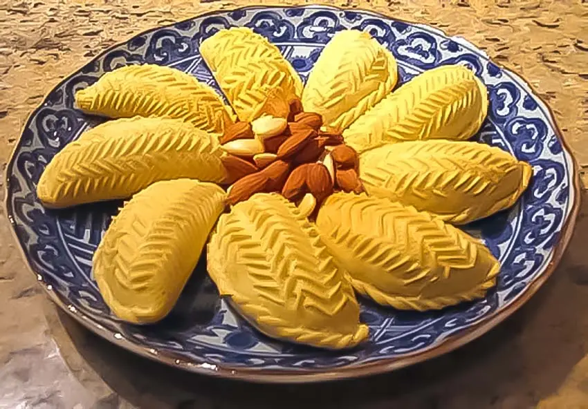 شکمرک یا شکربورا (Shekerbura)