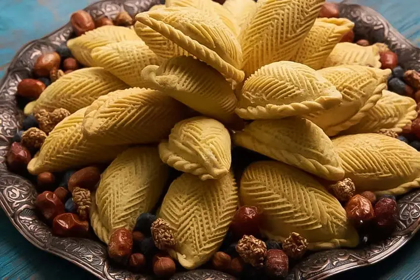 شکمرک یا شکربورا (Shekerbura)